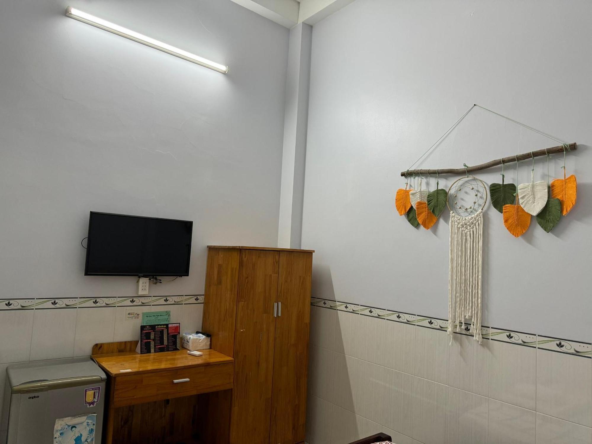 Hotel Nha Nghi Hoa Ly Chau Doc Exterior foto
